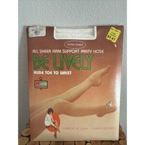 Vintage‎ Pantyhose Kmart White Size Medium/Tall Sheer Firm Support Cotton Crotch